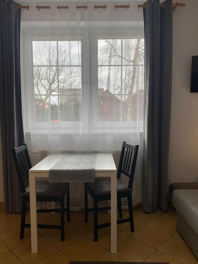 Pokoje Pod Kasztanami Jantar Exterior foto