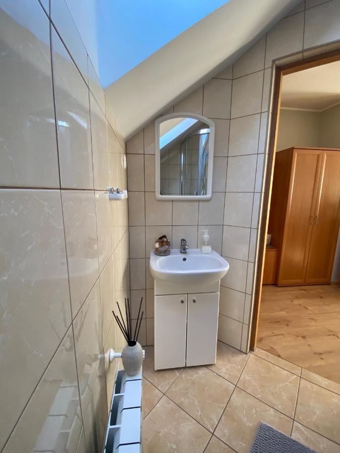 Pokoje Pod Kasztanami Jantar Exterior foto
